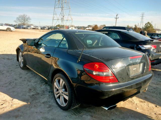 WDBWK5EA6AF228357 - 2010 MERCEDES-BENZ SLK 300 BLACK photo 3