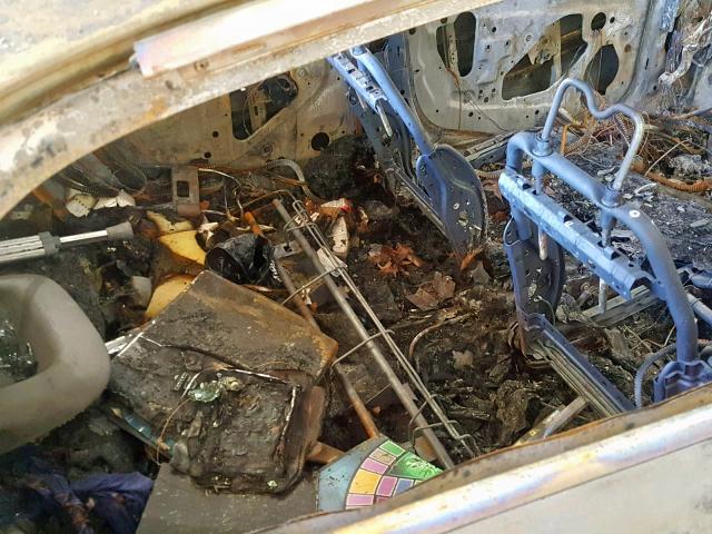 N0V1N25624019 - 2011 CHEVROLET MALIBU LS SILVER photo 10