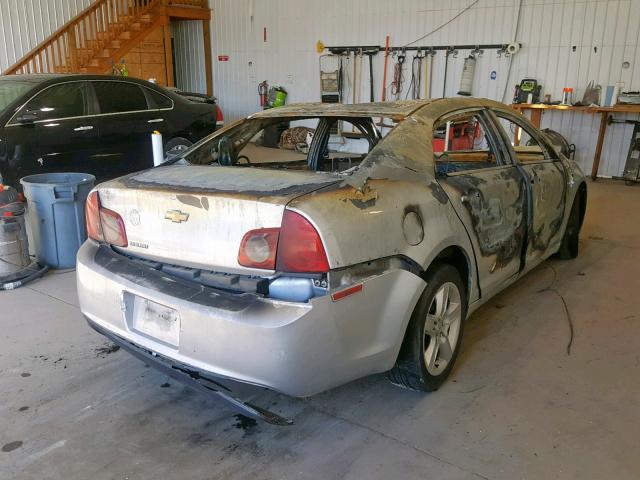 N0V1N25624019 - 2011 CHEVROLET MALIBU LS SILVER photo 4