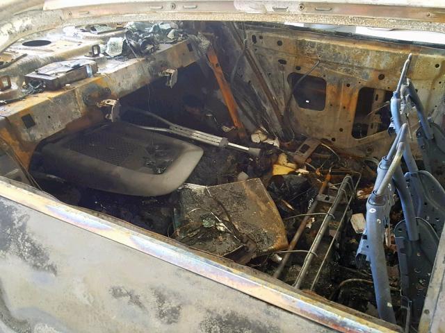 N0V1N25624019 - 2011 CHEVROLET MALIBU LS SILVER photo 6