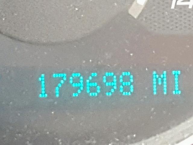 1G1ZC5E0XAF166988 - 2010 CHEVROLET MALIBU 1LT ვერცხლისფერი ფოტო 8