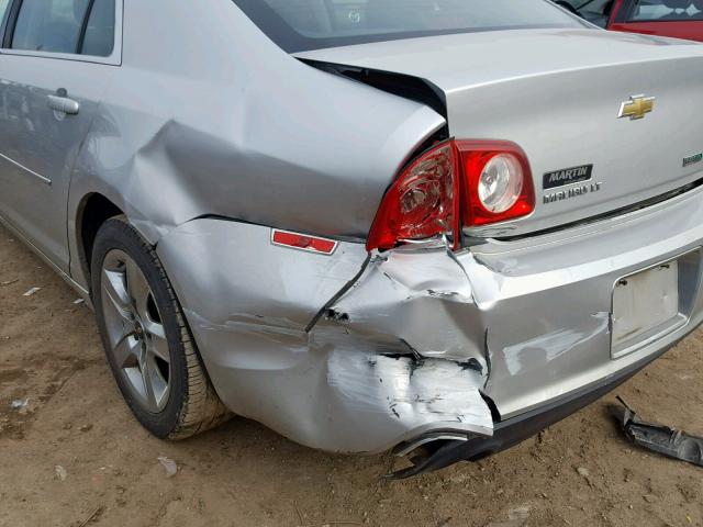 1G1ZC5E0XAF166988 - 2010 CHEVROLET MALIBU 1LT ვერცხლისფერი ფოტო 9