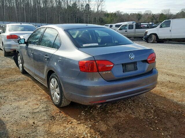 3VW2K7AJ4CM338437 - 2012 VOLKSWAGEN JETTA BASE GRAY photo 3