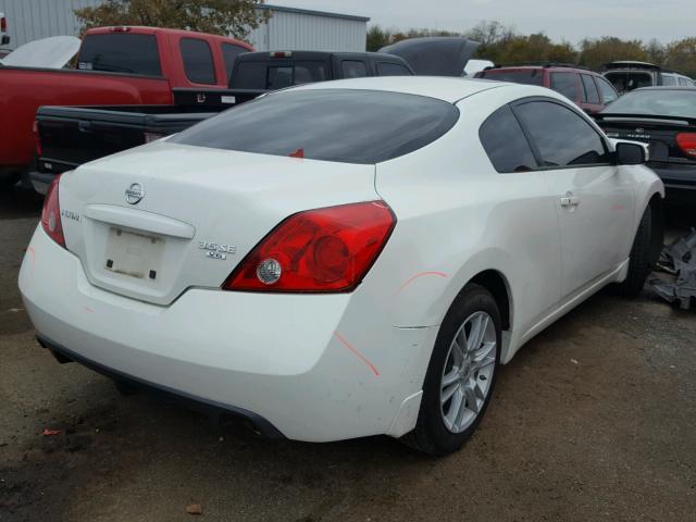 1N4BL24E68C106275 - 2008 NISSAN ALTIMA 3.5 WHITE photo 4