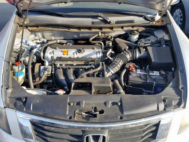 1HGCP26418A066739 - 2008 HONDA ACCORD LXP SILVER photo 7