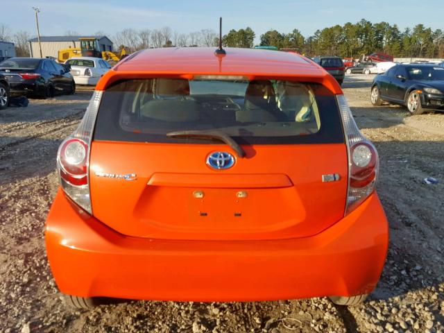 JTDKDTB3XD1051107 - 2013 TOYOTA PRIUS C ORANGE photo 9