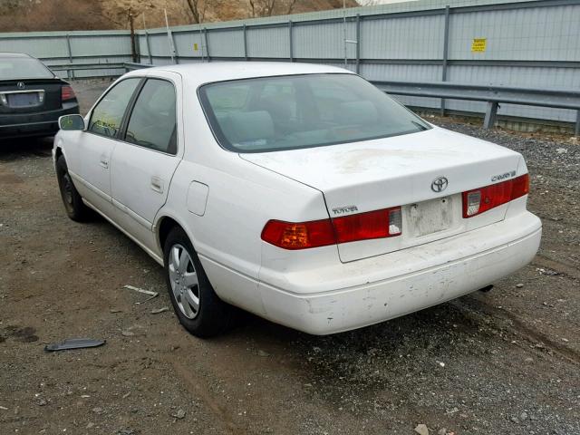 4T1BG22K31U777941 - 2001 TOYOTA CAMRY CE WHITE photo 3