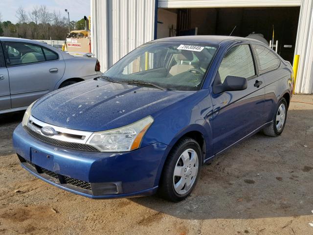 1FAHP32N78W158343 - 2008 FORD FOCUS S/SE BLUE photo 2