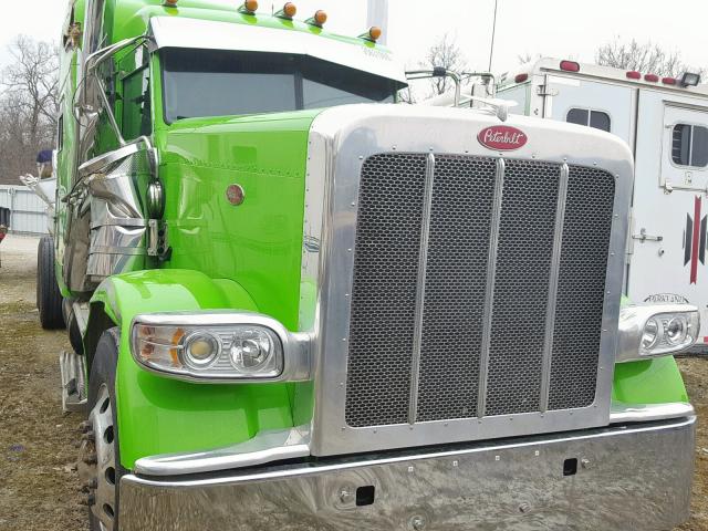 1XPXD49X8JD475074 - 2018 PETERBILT 389 GREEN photo 1