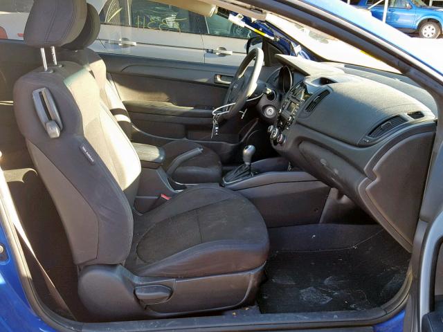 KNAFU6A24C5480484 - 2012 KIA FORTE EX BLUE photo 5