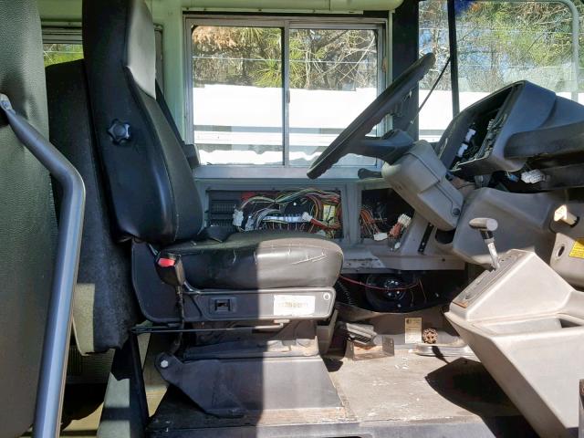 4UZAAXBV22CJ93364 - 2002 FREIGHTLINER CHASSIS FS ყვითელი ფოტო 5