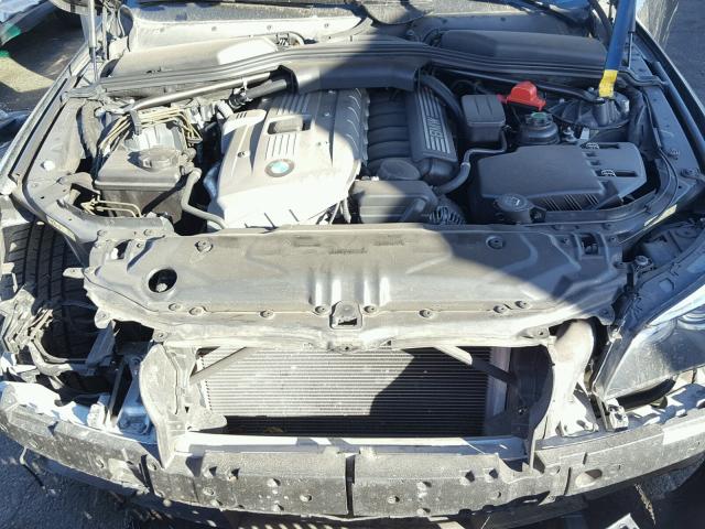 WBANN73506CN01384 - 2006 BMW 530 XIT GREEN photo 7