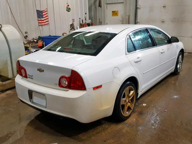 1G1ZG57B394220898 - 2009 CHEVROLET MALIBU LS WHITE photo 4