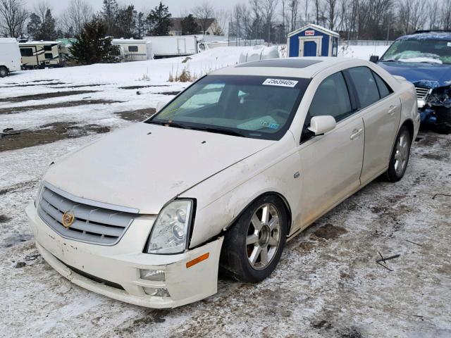 1G6DW677060101315 - 2006 CADILLAC STS WHITE photo 2