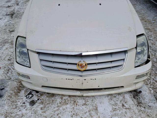 1G6DW677060101315 - 2006 CADILLAC STS WHITE photo 9