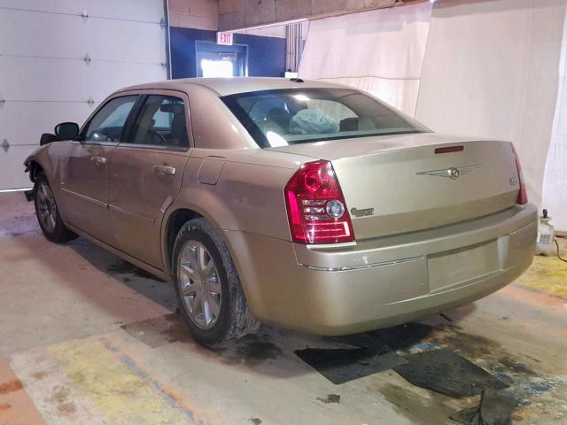 2C3KA53V99H612950 - 2009 CHRYSLER 300 TOURIN GOLD photo 3