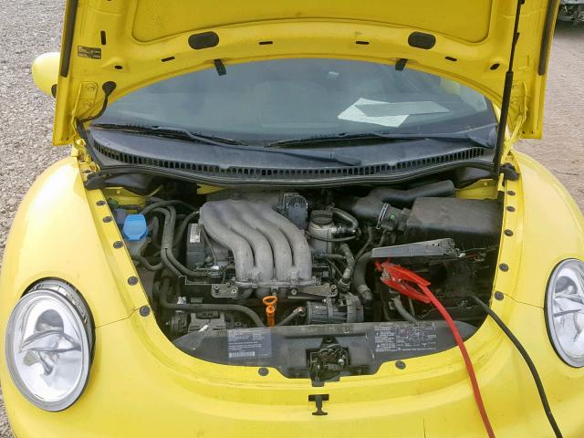 3VWCB21C11M468911 - 2001 VOLKSWAGEN NEW BEETLE 黄色 照片 7