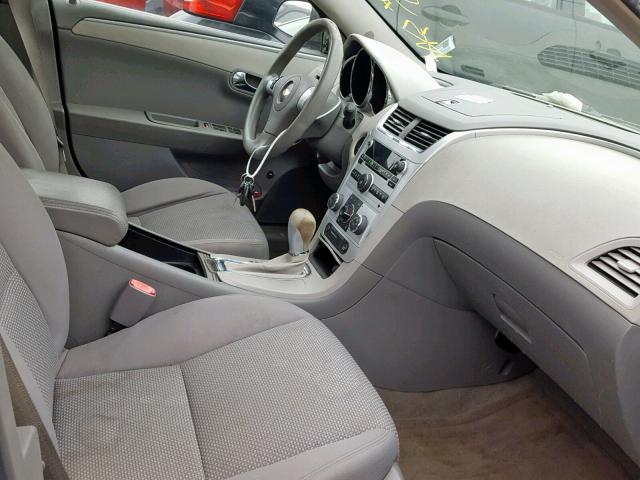 1G1ZG57B39F182139 - 2009 CHEVROLET MALIBU LS Сұр фото 5