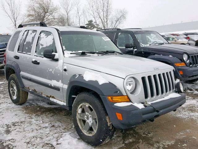 1J4GL38K66W208963 - 2006 JEEP LIBERTY RE SILVER photo 1