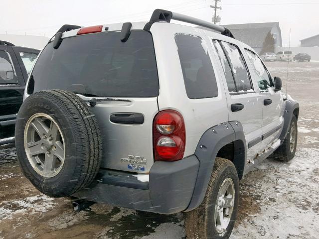 1J4GL38K66W208963 - 2006 JEEP LIBERTY RE SILVER photo 4