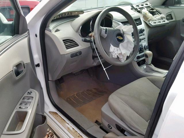 1G1ZC5EU6CF297051 - 2012 CHEVROLET MALIBU 1LT WHITE photo 9
