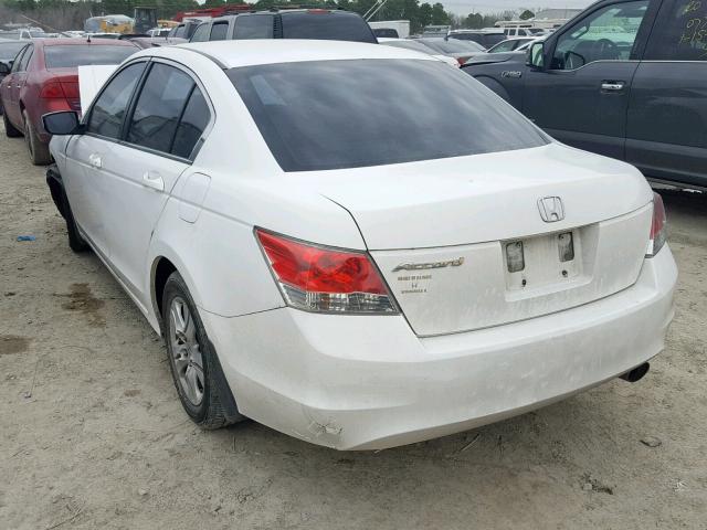 1HGCP26459A082329 - 2009 HONDA ACCORD LXP WHITE photo 3