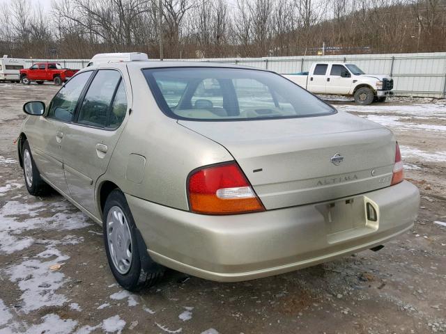 1N4DL01D8WC234605 - 1998 NISSAN ALTIMA XE GOLD photo 3