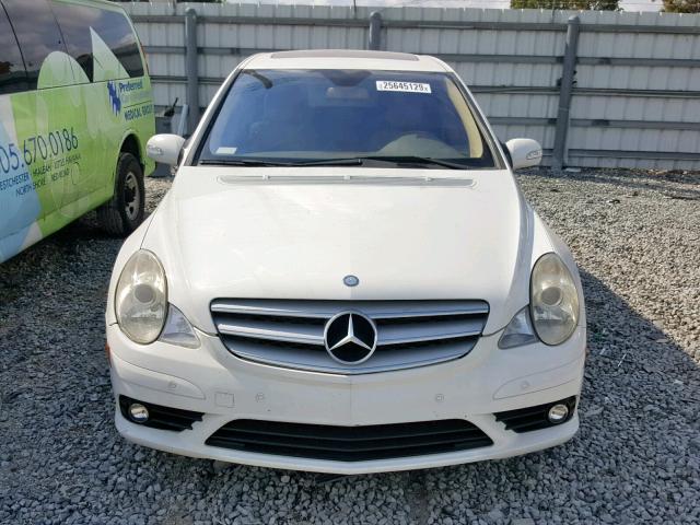 4JGCB22E08A075844 - 2008 MERCEDES-BENZ R 320 CDI WHITE photo 9