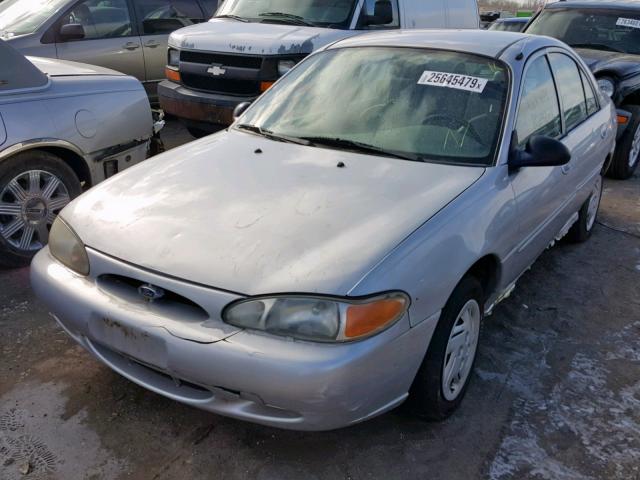 3FAFP13P31R185155 - 2001 FORD ESCORT SILVER photo 2