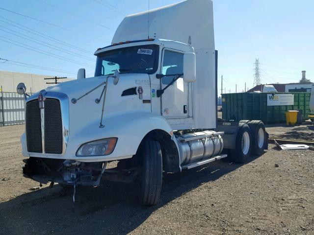 1XKAD49X9CJ325622 - 2012 KENWORTH CONSTRUCTI WHITE photo 2