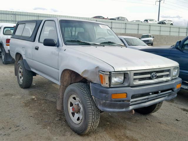 4TARN01P0NZ027217 - 1992 TOYOTA PICKUP 1/2 SILVER photo 1