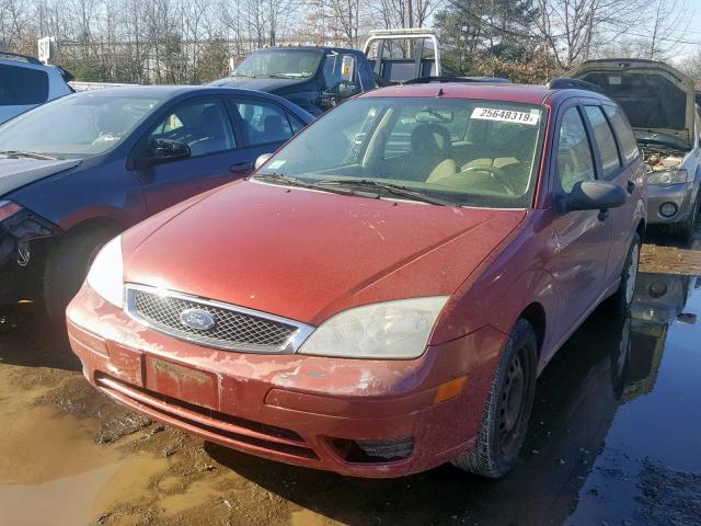 1FAFP36N25W136506 - 2005 FORD FOCUS ZXW RED photo 2