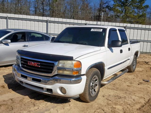 2GTEC13T351192647 - 2005 GMC NEW SIERRA WHITE photo 2