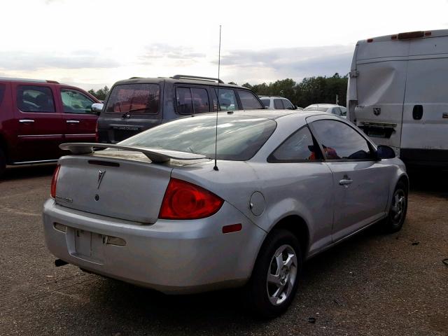 1G2AL18F587155743 - 2008 PONTIAC G5 SILVER photo 4