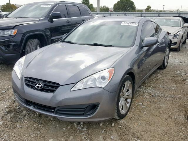 KMHHT6KD2BU053612 - 2011 HYUNDAI GENESIS CO GRAY photo 2