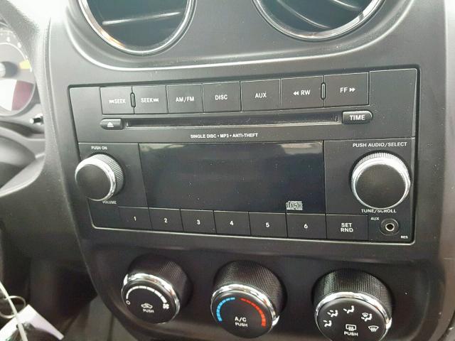 1C4NJDBB8FD175686 - 2015 JEEP COMPASS SP ვერცხლისფერი ფოტო 9