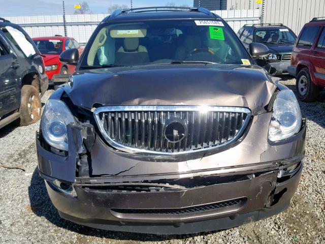 5GAKRCEDXCJ174461 - 2012 BUICK ENCLAVE BROWN photo 7