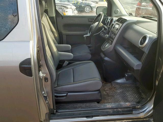 5J6YH28605L008163 - 2005 HONDA ELEMENT EX GRAY photo 5