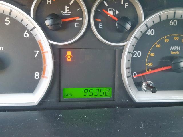 KL1TD6DE2AB112564 - 2010 CHEVROLET AVEO LS GRAY photo 8