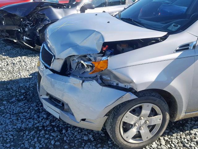 KL1TD6DE2AB112564 - 2010 CHEVROLET AVEO LS GRAY photo 9