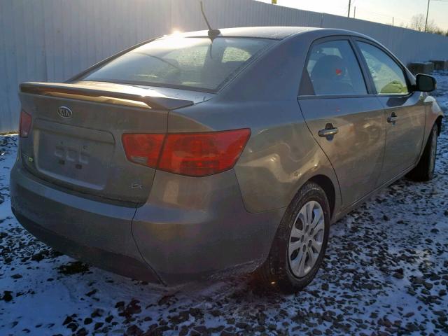 KNAFU4A20C5636802 - 2012 KIA FORTE EX GRAY photo 4