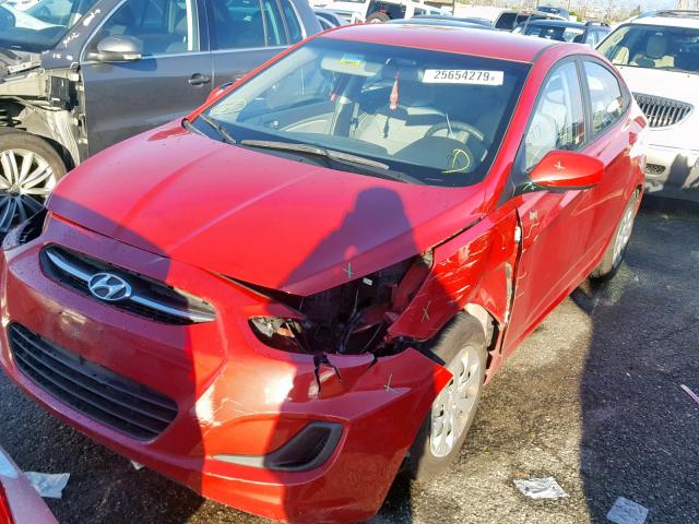 KMHCT4AEXHU170081 - 2017 HYUNDAI ACCENT SE RED photo 2