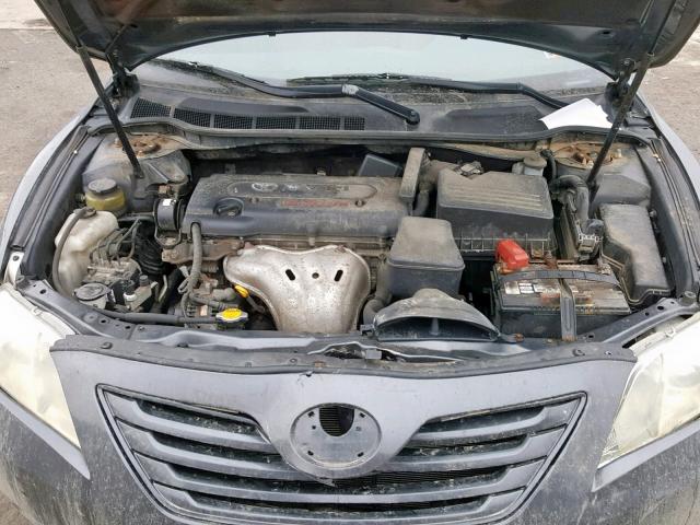 4T1BE46K27U133786 - 2007 TOYOTA CAMRY CE/L GRAY photo 7