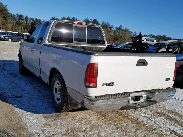 1FTRX17212NA54588 - 2002 FORD F150 WHITE photo 3