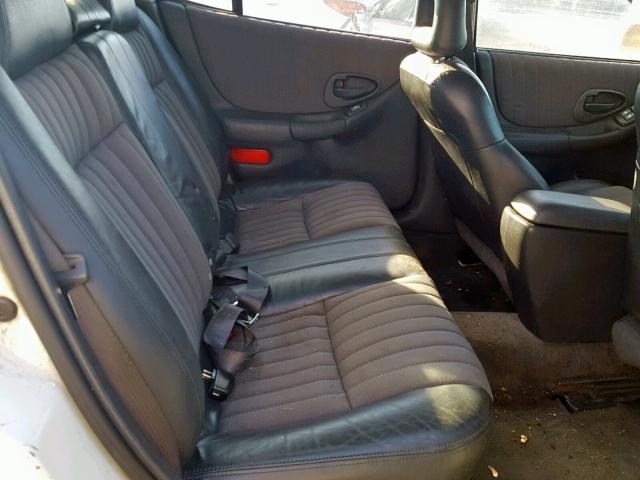 1G2WR521X3F125015 - 2003 PONTIAC GRAND PRIX WHITE photo 6