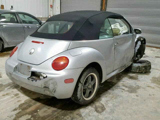 3VWCM21Y04M301823 - 2004 VOLKSWAGEN NEW BEETLE Silber Foto 4