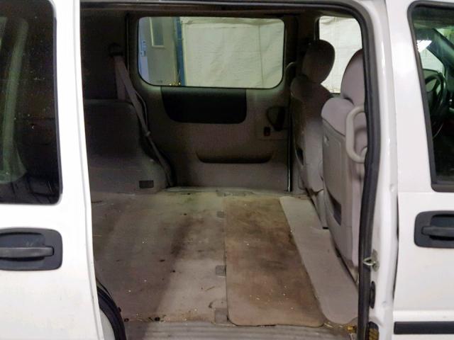 1GNDV23W88D195341 - 2008 CHEVROLET UPLANDER L 白色 照片 6