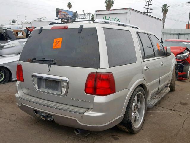 5LMFU27R64LJ26410 - 2004 LINCOLN NAVIGATOR Күміс фото 4