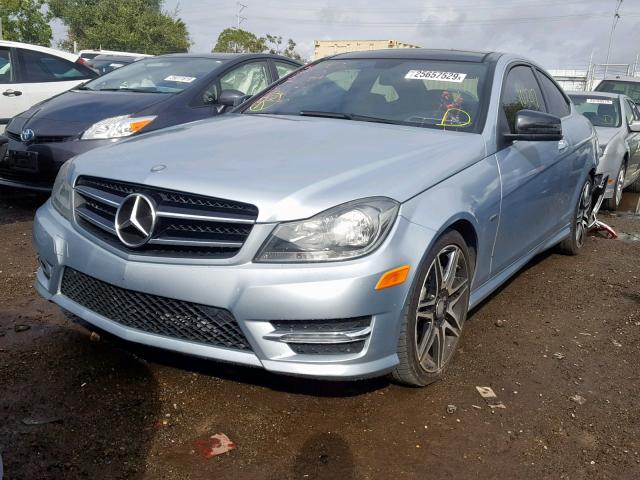 WDDGJ4HB9DG010084 - 2013 MERCEDES-BENZ C250 BLUE photo 2