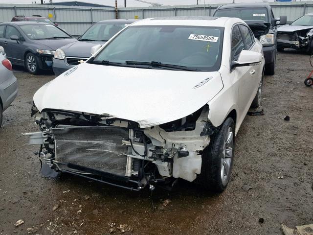 1G4GF5G39CF240459 - 2012 BUICK LACROSSE P WHITE photo 2